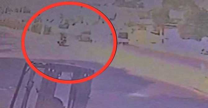 Motosikletli 2 gencin hayatını kaybettiği kaza anı kamerada