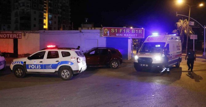 Kaldırımda yürürken silahlı saldırıya uğrayıp yaralandı, kanlar içerisinde yatarken sigara içti