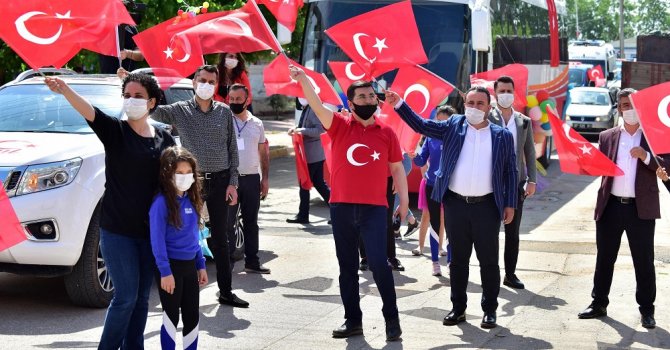 Kepez’de 23 Nisan coşkusu