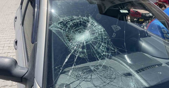 Gazipaşa’da otomobilin çarptığı çocuk yaralandı