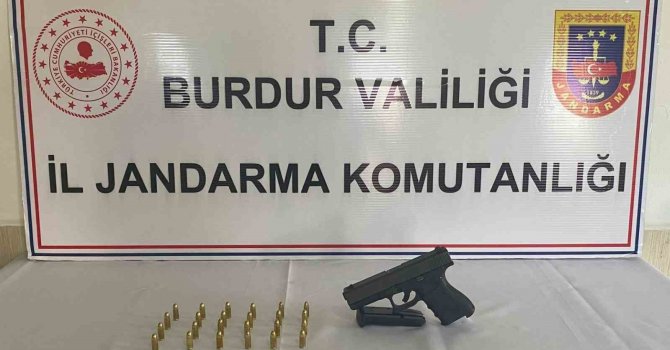 Burdur’da Jandarma ekiplerinin 6 aylık asayiş çalışmasında bin 884 şahıs hakkında adli işlem yapıldı