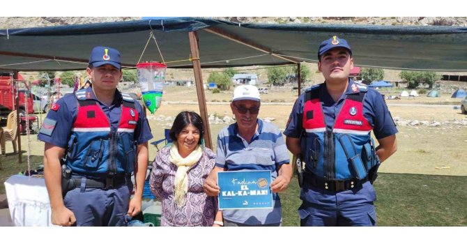 Jandarma şenlikte “kadına şiddette” dikkat çekti