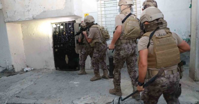 Mersin’deki ’torbacı’ operasyonu: 27 gözaltı