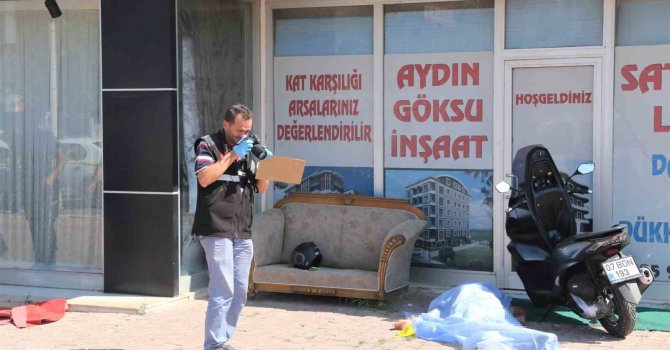 Direksiyon öğretmeni eşinin eğitim güzergahında silahla hayatına son verdi