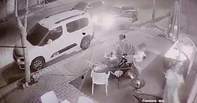 Pastane önünde silahla dehşeti yaşattı, jandarmaya yakalandı