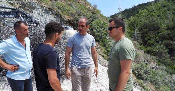 Samandağ’da yıkım çalışmaları devam ediyor