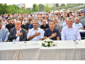 Çetin: "Bu güzel ülkede kardeşçe yaşayacağız"