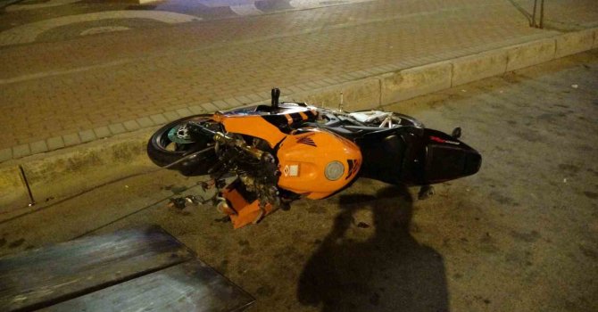 Motosiklet kazası: 2 yaralı