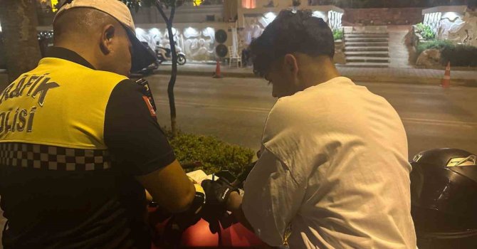 Motosiklet sürücülerine ceza yağdı