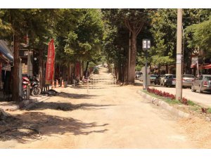 ASAT, Elmalı merkezdeki su borularını yeniliyor