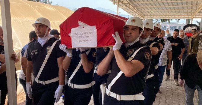 Osmaniye’de havaya ateş ettiği için uyardığı komşusu tarafından öldürülen polis memuru toprağa verildi