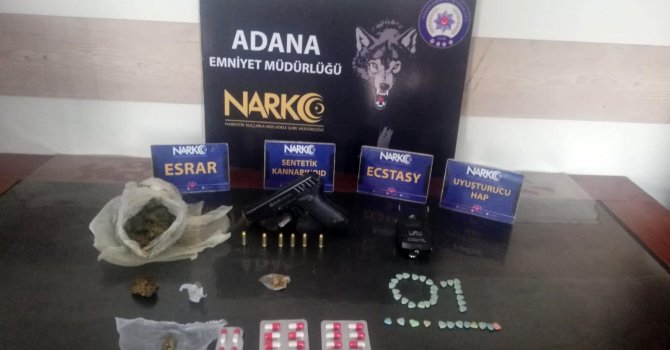 Uyuşturucu sattığı öne sürülen 2 kişi tutuklandı