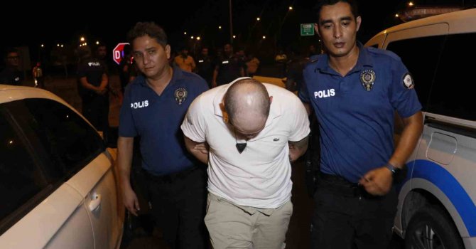 Filmleri aratmayan kovalamaca kamerada: Kaçan araç 70 kilometre sonunda yakalandı