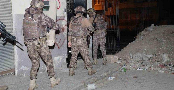 Mersin’de terör örgütlerine geçit yok