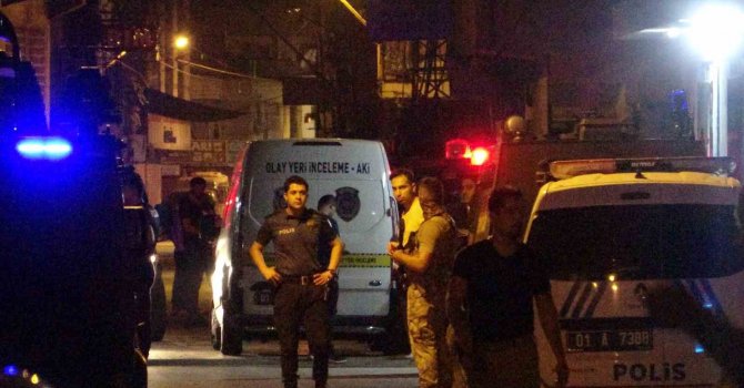 Adana’da olaya müdahale eden polis bıçaklandı