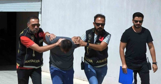 Eşini vahşice öldüren zanlı tutuklandı