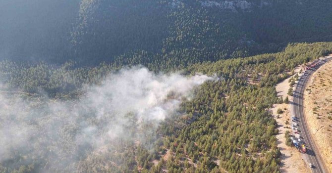 Akseki’de orman yangını söndürüldü