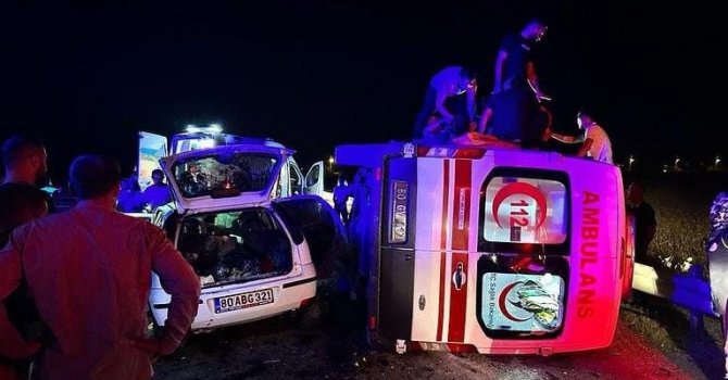 Osmaniye’de 3 kişinin öldüğü kazada yaralanan ambulans personelinin tedavisi sürüyor