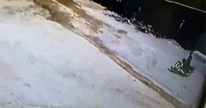 Motosikleti çalınan adam hırsıza seslendi: “Vicdanın varsa geri getir”