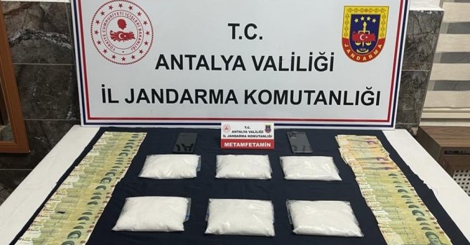 Yurt dışından getirilen uyuşturucuya jandarma operasyonu