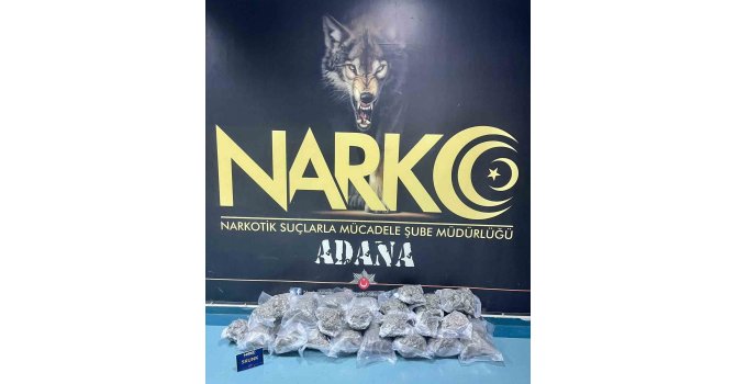 Adana’da 16 kilo 820 gram esrar ele geçildi