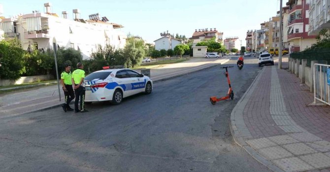 Scooter ile motosiklet çarpıştı