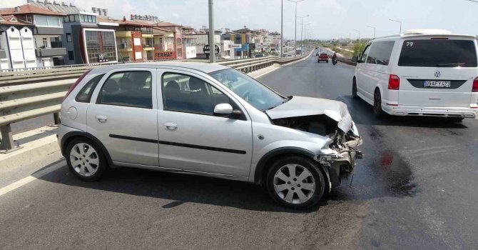 Otomobil, bariyerlere çarparak durabildi