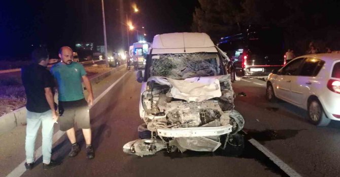 19 yaşındaki Nagihan yaya geçidinde can verdi, olay yerine koşan arkadaşları gözyaşlarını tutamadı