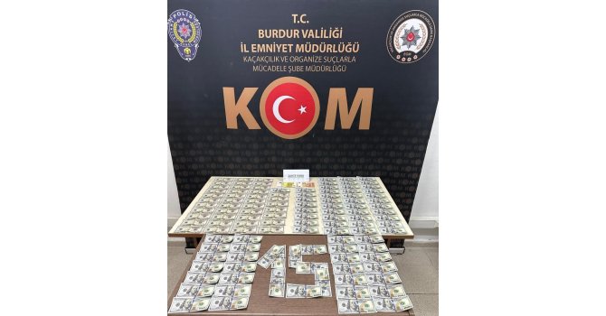 Burdur’da sahte 15 bin 750 dolar ve 250 euro ele geçirildi