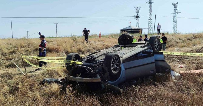 Takla atan otomobilin sürücüsü hayatını kaybetti