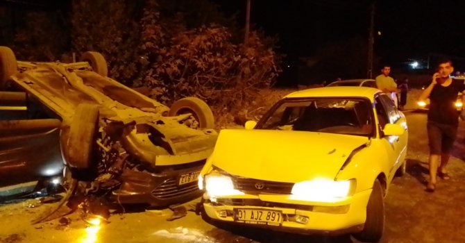 Hatay’da 2 aracın çarpıştığı kazada 4 kişi yaralandı