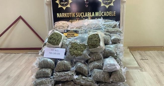 Osmaniye’de 103 kilo 700 gram skunk ele geçirildi