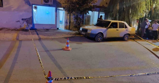 Kıraathanede tüfekle dehşet saçtı: 2 yaralı