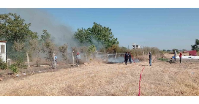Hatay’da bahçe yangını söndürüldü