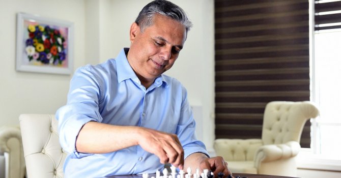 Muratpaşa’dan online satranç turnuvası