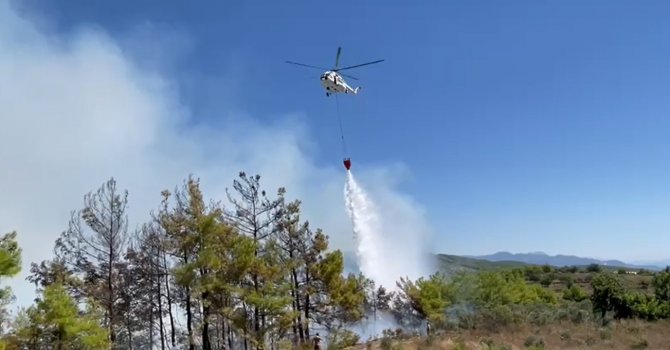 Alanya’daki orman yangını karadan ve havadan müdahaleyle büyümeden söndürüldü