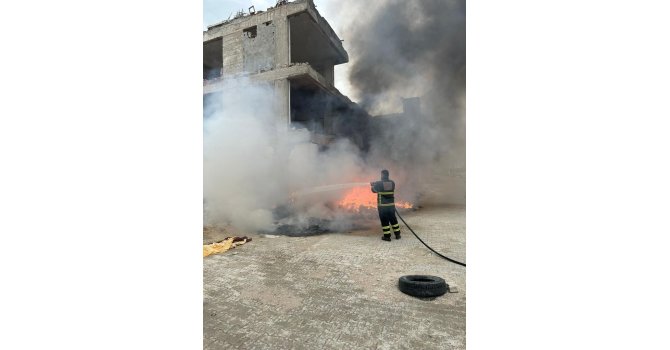 Hatay’da iş yeri yangını