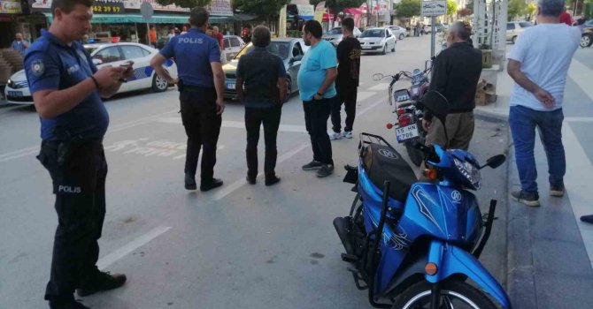 Burdur’da motosikletin çarptığı çocuk yaralandı