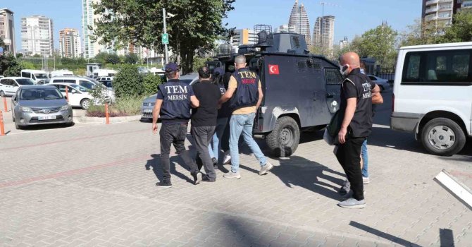 Mersin’deki terör operasyonunda 3 tutuklama