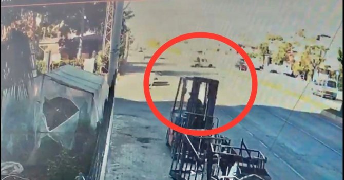 Mersin’de 4 kişinin öldüğü feci kaza anı görüntülere yansıdı