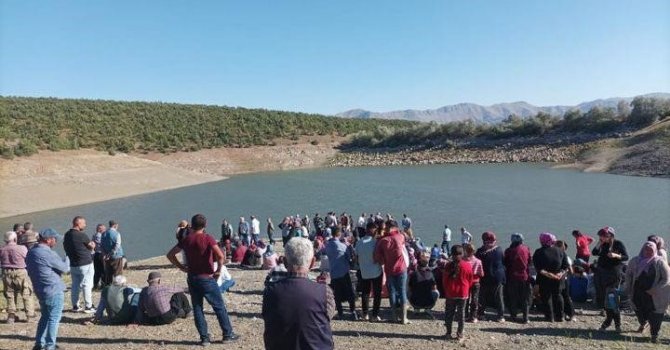 Baraja düşen çocuk kayboldu