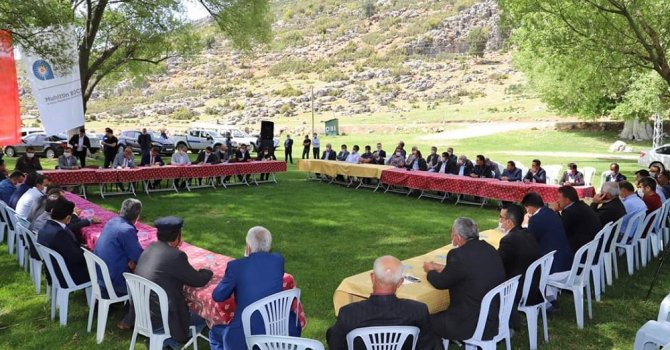 Büyükşehir Belediyesi muhtarları dinliyor