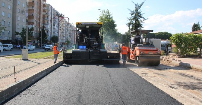 Vatan Bulvarı’nın içme suyu hattı ve asfaltı yenilendi