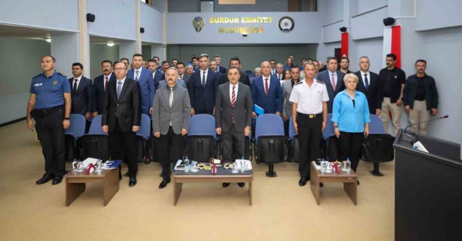 Vali Öksüz; “Etkin bir güvenlik hizmeti sunabilmek için elimizden geleni yapacağız”