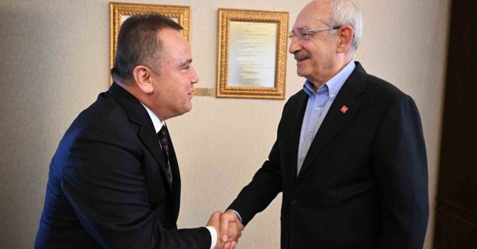 Başkan Böcek, Kılıçdaroğlu ile yerel seçimleri konuştu