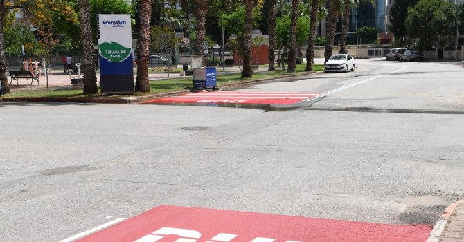 Konyaaltı yaya güvenliğine önem veriyor