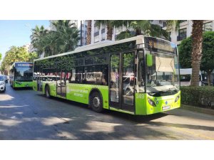 Adana’da 65 yaş üstü toplu taşımayı ücretsiz kullanmaya devam ediyor