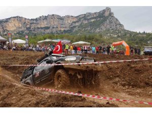 Mersinde Off-Road rüzgarı esti