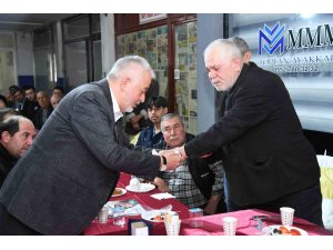 Başkan Başdeğirmen, görme engelli bir vatandaşın konuşan saat talebini anında yerine getirdi