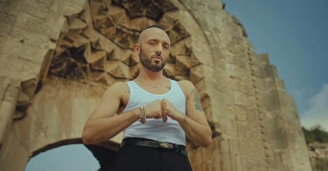 Asırlık han kliplere de ev sahipliği yapıyor